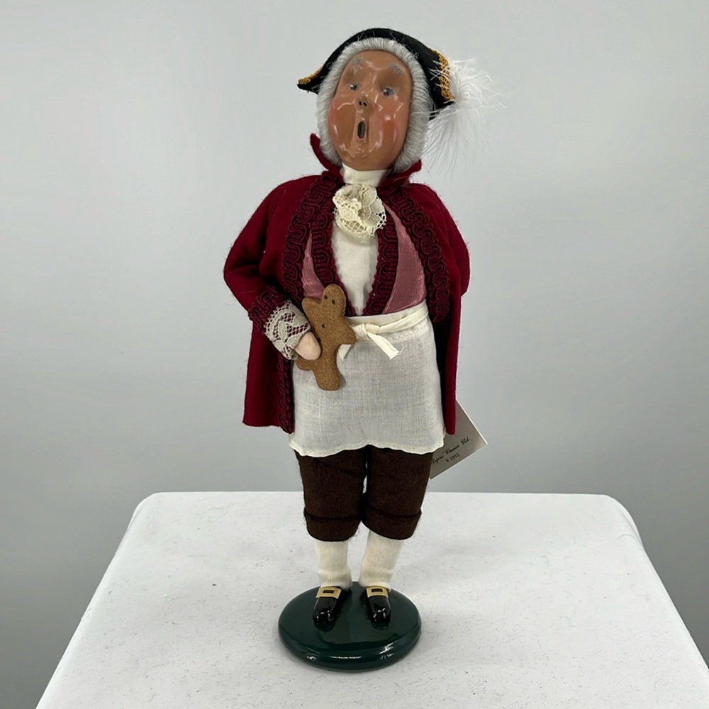 Vintage Byers Choice Caroler “The Cries of London” 13”